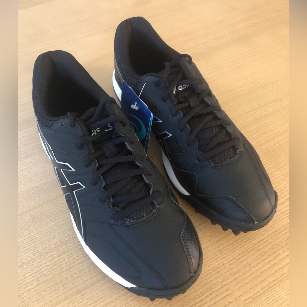 NWT ASICS Turf Field Hockey Shoes. Women’s Sz 8.5.